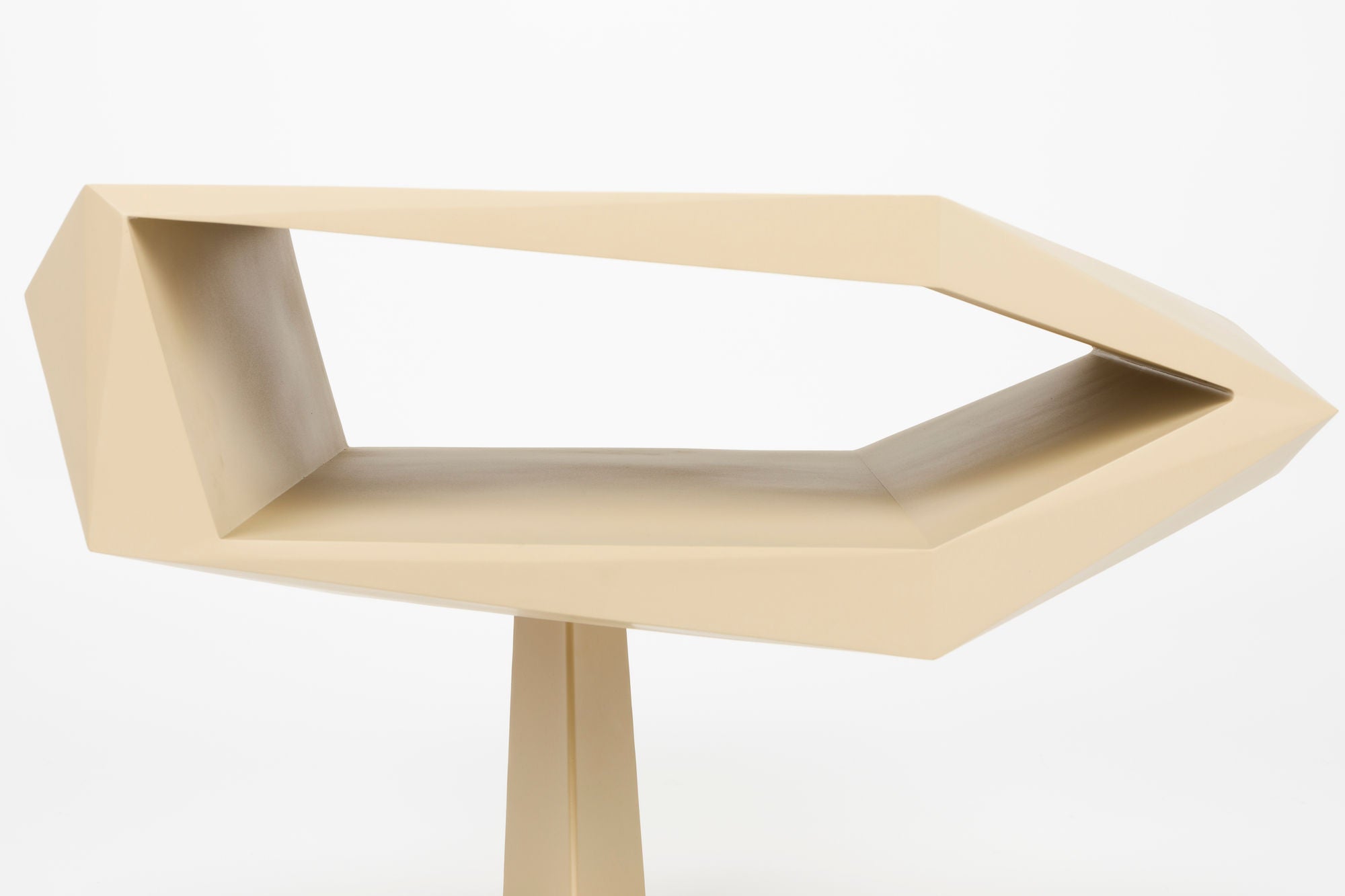 Zuiver North Space Beige Resin Side Table